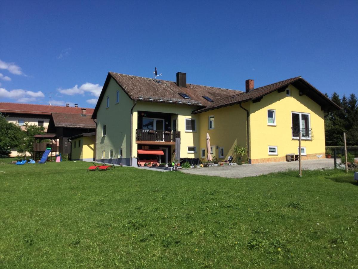 Apartamento Haus Am Treffenbach Waldmünchen Exterior foto